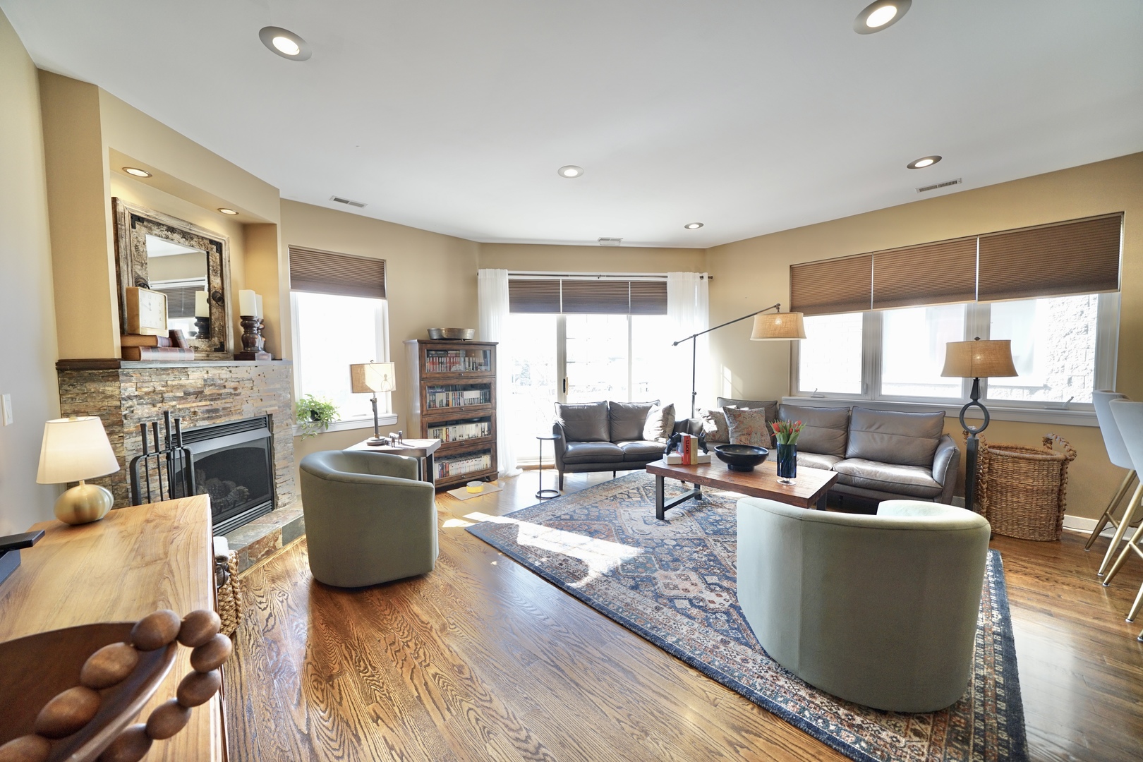 7934 W GRAND Avenue 2W