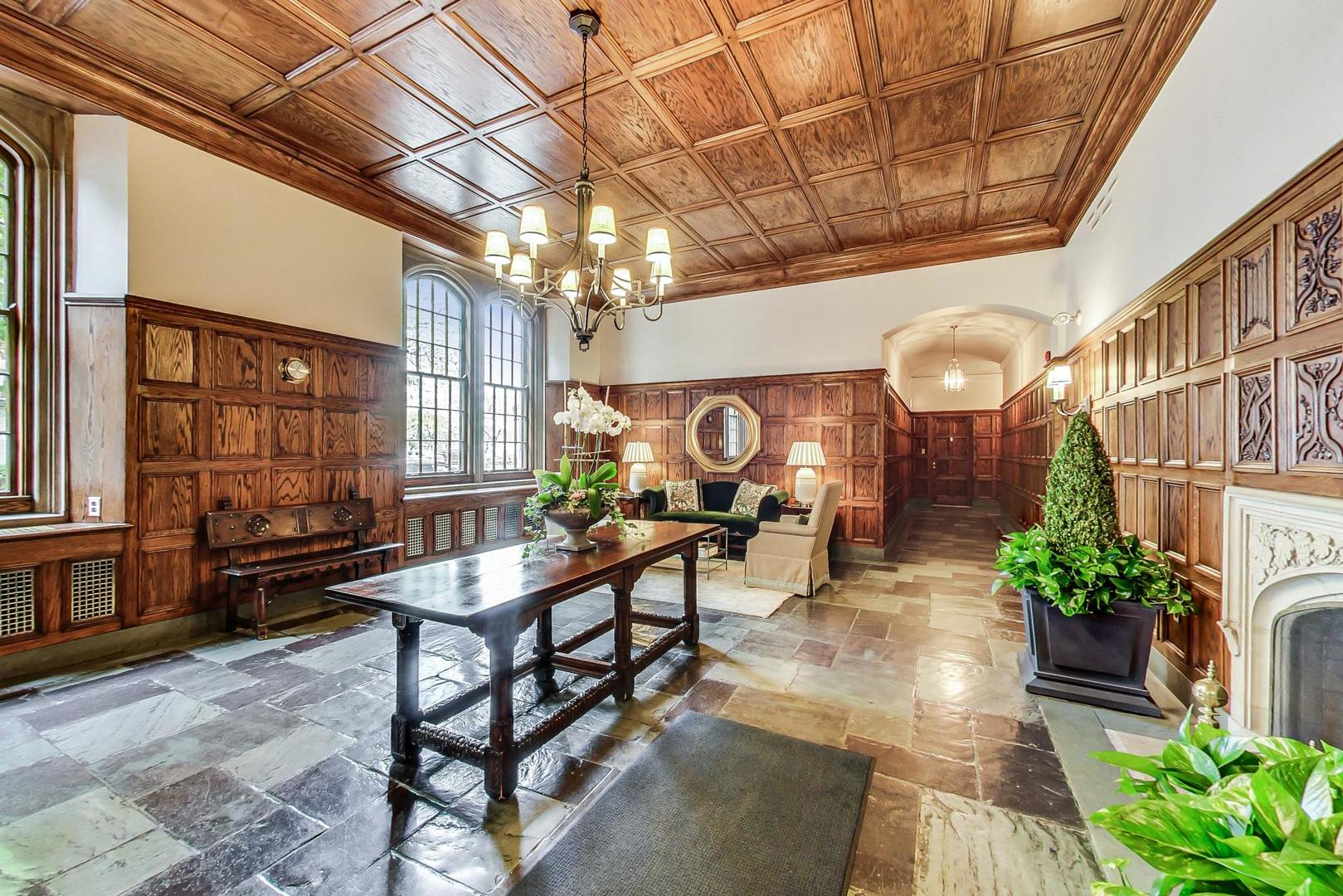 1120 N Lake Shore Drive 16B