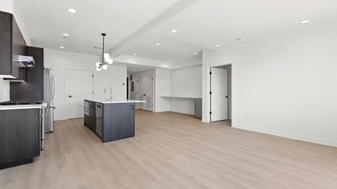 1801 W Grand Avenue 201