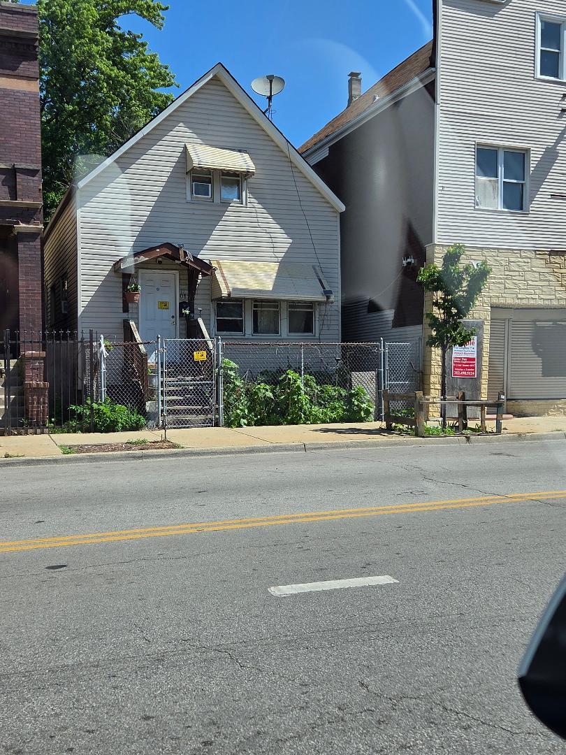 1208 W 51st Street