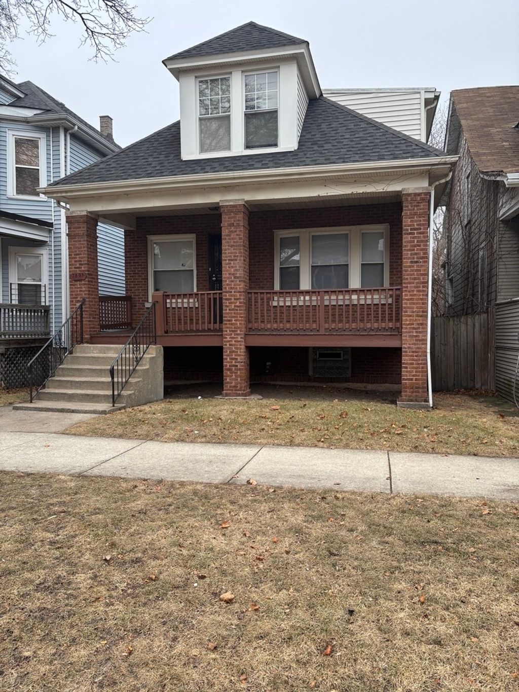 listing image 0