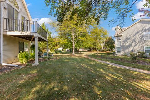 Tiny photo for 30W023 Cedar Court #023, Warrenville, IL 60555 (MLS # 12502567)