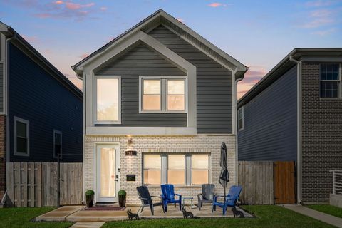 Photo of 1822 N 36th Avenue, Stone Park, IL 60165 (MLS # 12502141)