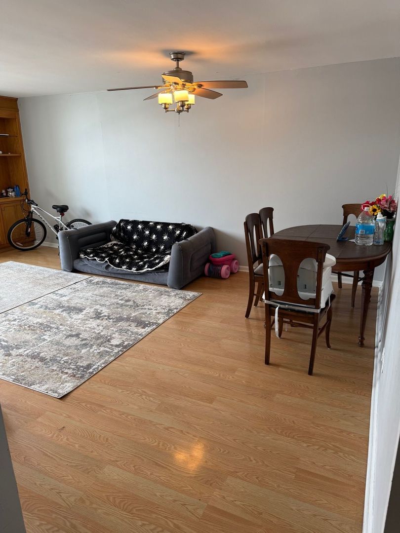 720 W Gordon Terrace 12A