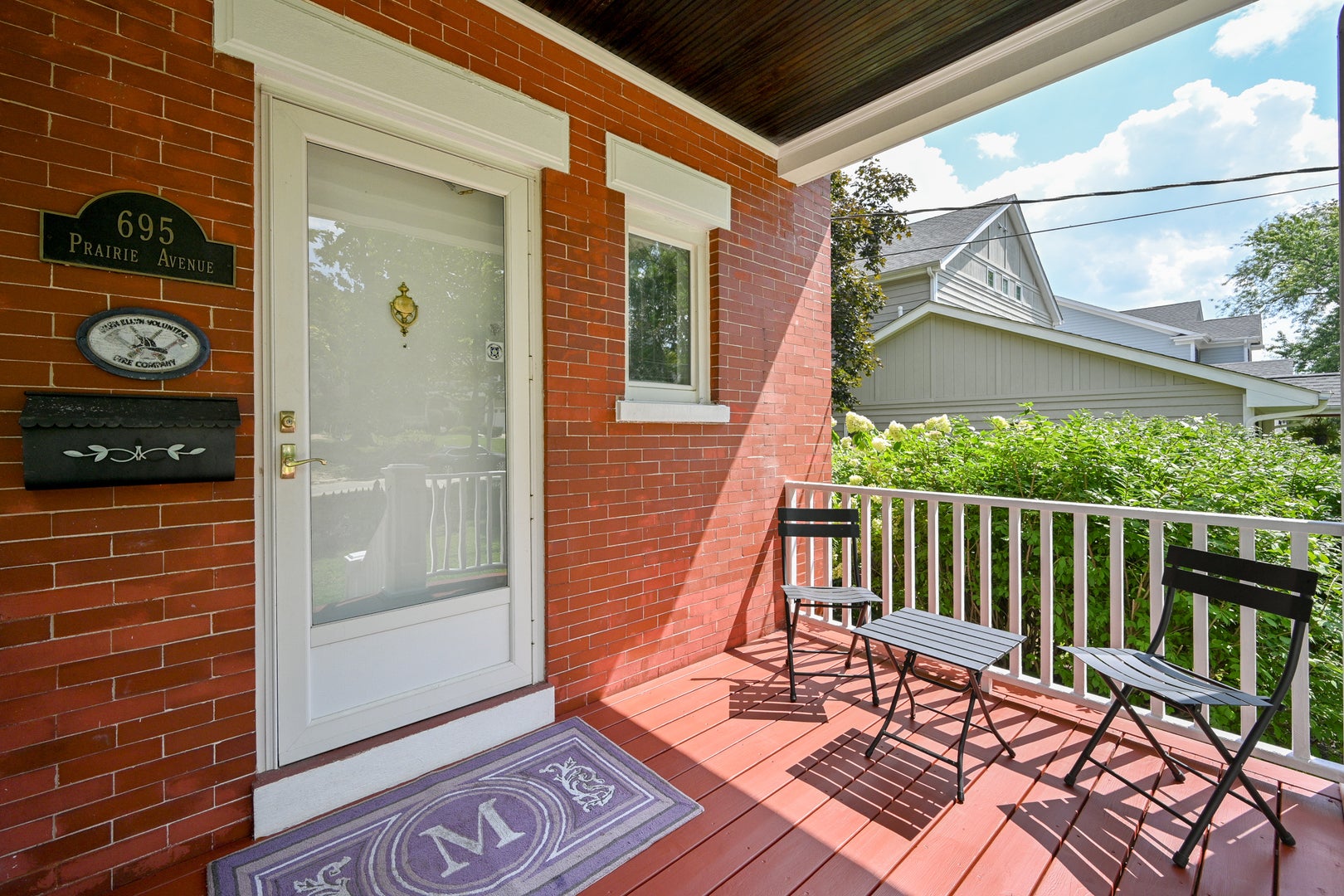 695 Prairie Avenue