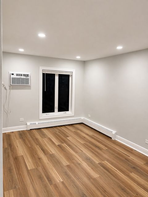 Tiny photo for 3913 Saratoga Avenue #117, Downers Grove, IL 60515 (MLS # 12628548)