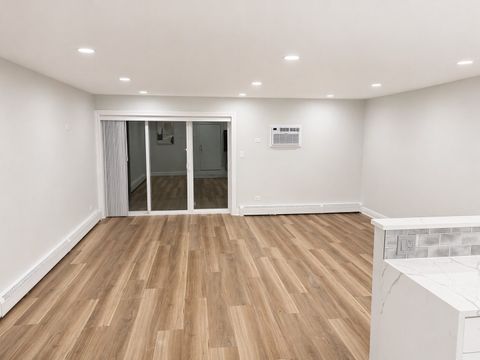 Tiny photo for 3913 Saratoga Avenue #117, Downers Grove, IL 60515 (MLS # 12628548)