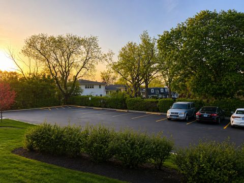 Tiny photo for 3913 Saratoga Avenue #117, Downers Grove, IL 60515 (MLS # 12628548)