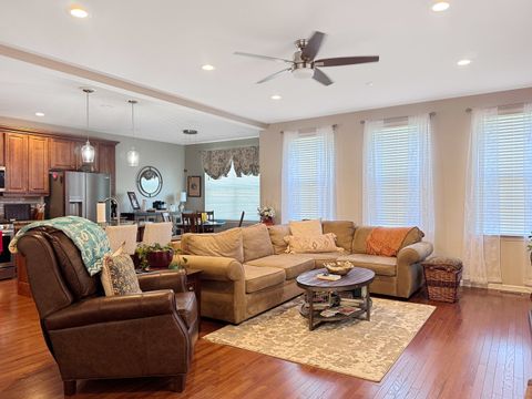 Tiny photo for 1210 Falcon Ridge Drive, Elgin, IL 60124 (MLS # 12497567)