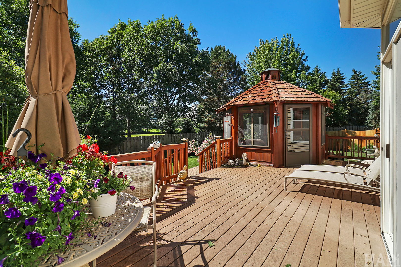 2001 Sparrow Circle