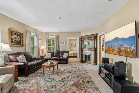 Tiny photo for 2071 Jericho Road, Aurora, IL 60506 (MLS # 12685182)