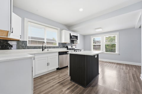 Tiny photo for 10607 S May Street, Chicago, IL 60643 (MLS # 12786579)