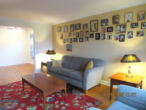 Tiny photo for 3148 W 102nd Street, Evergreen Park, IL 60805 (MLS # 12493995)