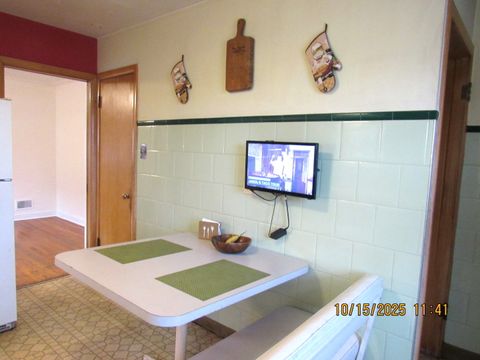 Tiny photo for 3148 W 102nd Street, Evergreen Park, IL 60805 (MLS # 12493995)