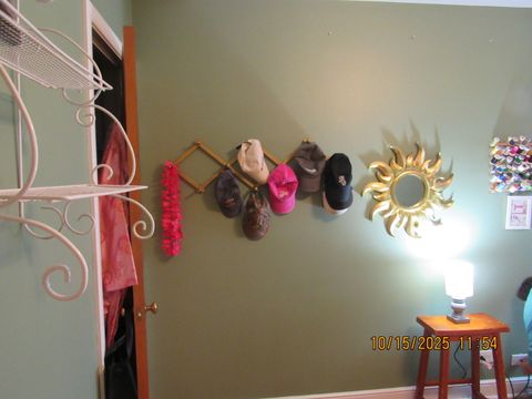 Tiny photo for 3148 W 102nd Street, Evergreen Park, IL 60805 (MLS # 12493995)