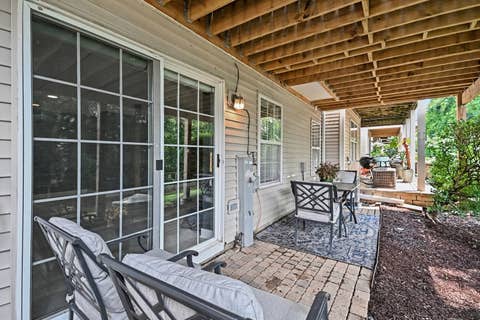 Tiny photo for 11044 72nd Street, Indian Head Park, IL 60525 (MLS # 12712325)