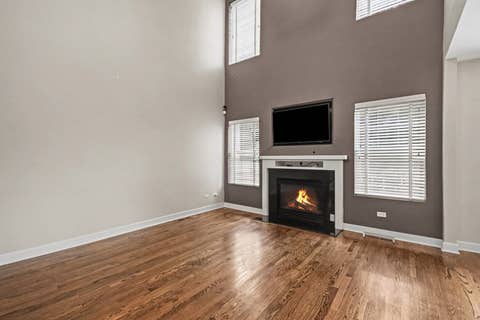 Tiny photo for 11044 72nd Street, Indian Head Park, IL 60525 (MLS # 12712325)