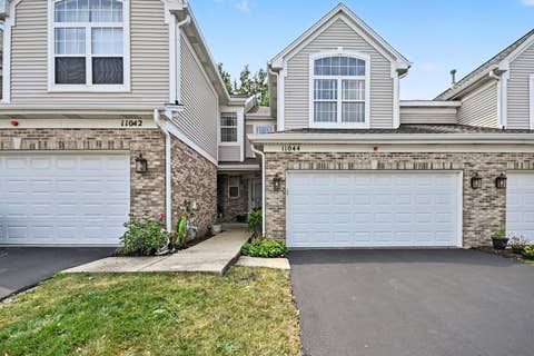 Photo of 11044 72nd Street, Indian Head Park, IL 60525 (MLS # 12712325)