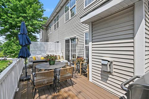 Tiny photo for 11044 72nd Street, Indian Head Park, IL 60525 (MLS # 12712325)