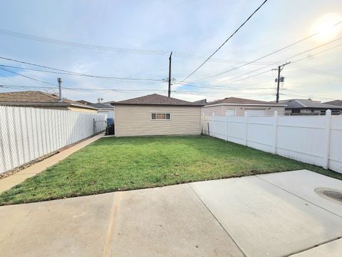 Tiny photo for 6129 S Parkside Avenue, Chicago, IL 60638 (MLS # 12536180)