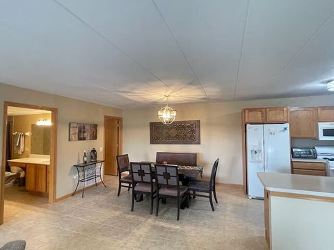 Tiny photo for 6870 W Winding Trail #302, Oak Forest, IL 60452 (MLS # 12617001)