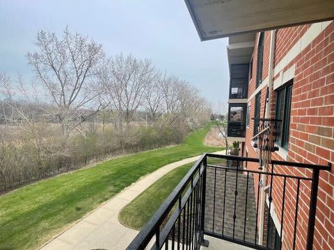 Tiny photo for 6870 W Winding Trail #302, Oak Forest, IL 60452 (MLS # 12617001)