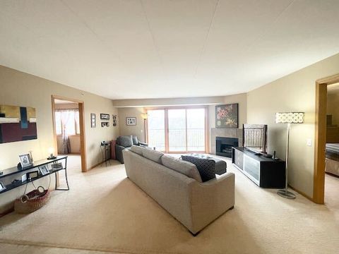 Tiny photo for 6870 W Winding Trail #302, Oak Forest, IL 60452 (MLS # 12617001)