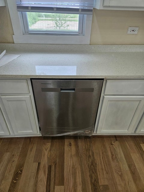 Tiny photo for 15229 HONORE Avenue, Harvey, IL 60426 (MLS # 12721320)