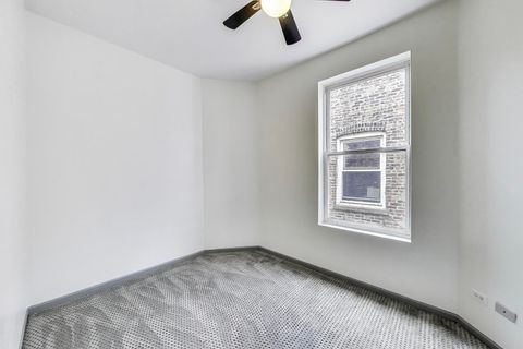 Tiny photo for 737 E 50th Street #4, Chicago, IL 60615 (MLS # 12477981)