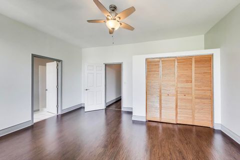 Tiny photo for 737 E 50th Street #4, Chicago, IL 60615 (MLS # 12477981)