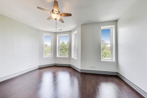 Tiny photo for 737 E 50th Street #4, Chicago, IL 60615 (MLS # 12477981)