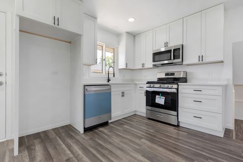 Tiny photo for 1750 W Woodland Avenue, Addison, IL 60101 (MLS # 12528751)