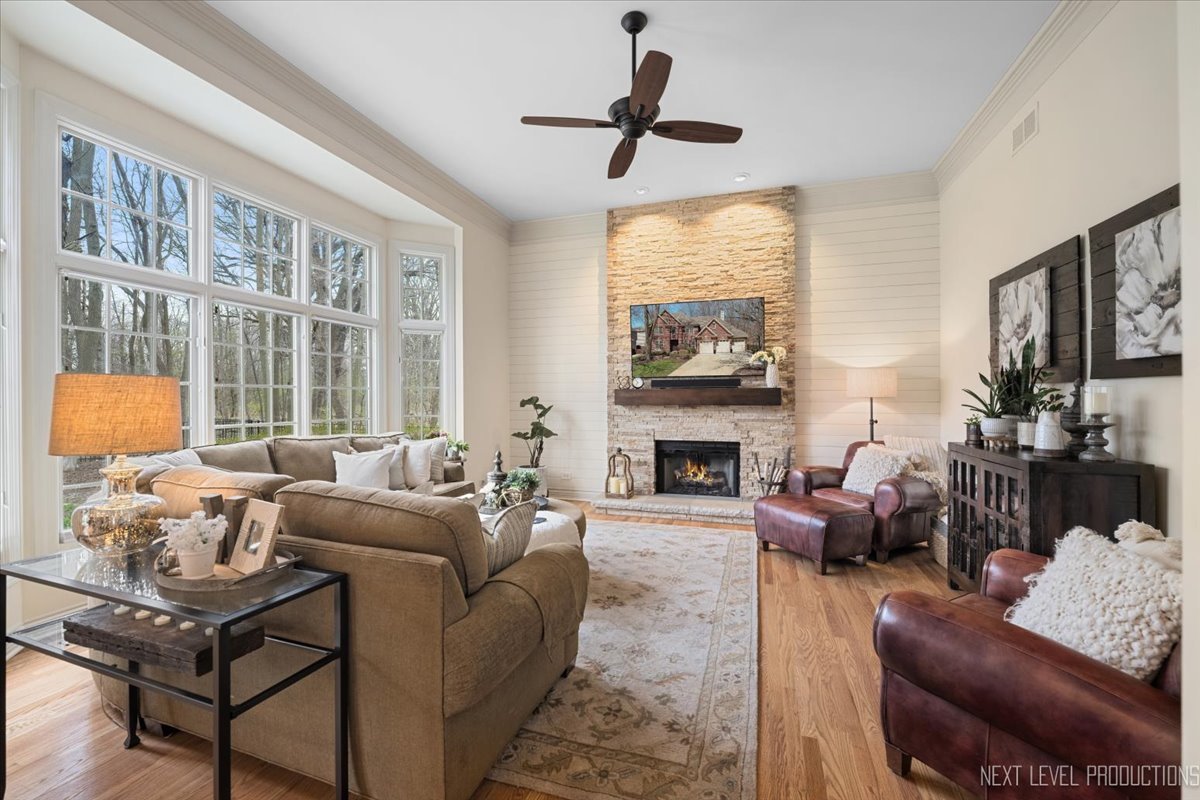 2747 Charter Oak Drive