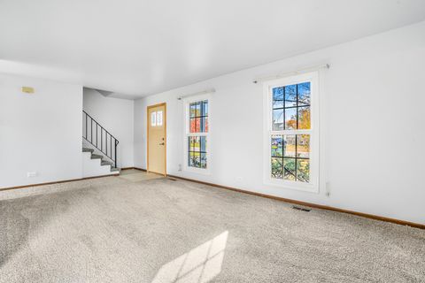 Tiny photo for 1388 Bow String Court, Carol Stream, IL 60188 (MLS # 12546047)