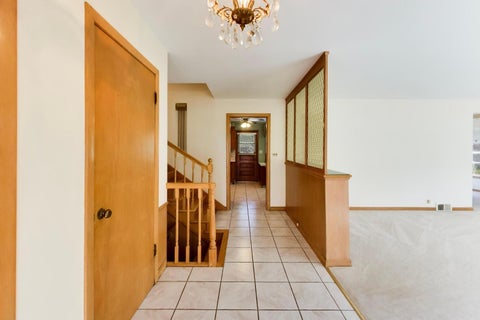 Tiny photo for 1201 S Lincoln Avenue, Park Ridge, IL 60068 (MLS # 12778932)