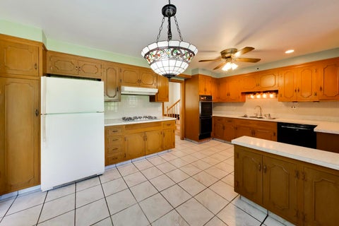 Tiny photo for 1201 S Lincoln Avenue, Park Ridge, IL 60068 (MLS # 12778932)