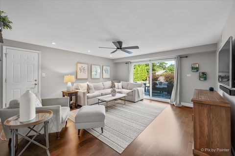 Tiny photo for 923 E Schirra Drive, Palatine, IL 60074 (MLS # 12695848)