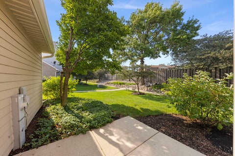 Tiny photo for 631 Dunhill Lane, Carol Stream, IL 60188 (MLS # 12728498)