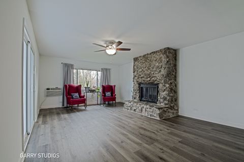 Tiny photo for 730 Ashley Court, Hoffman Estates, IL 60169 (MLS # 12517922)
