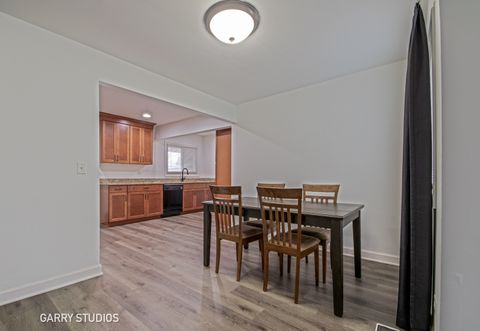 Tiny photo for 730 Ashley Court, Hoffman Estates, IL 60169 (MLS # 12517922)