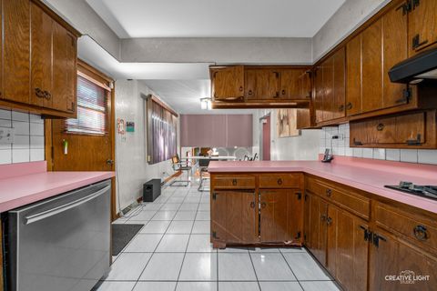 Tiny photo for 815 VINEWOOD Avenue, Willow Springs, IL 60480 (MLS # 12472582)
