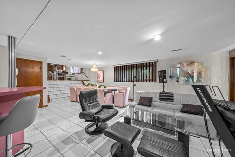 Tiny photo for 815 VINEWOOD Avenue, Willow Springs, IL 60480 (MLS # 12472582)