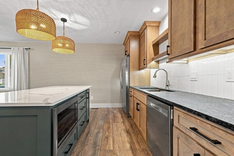 Tiny photo for 3593 Cedarwood Court, Bettendorf, IA 52722 (MLS # 12731297)
