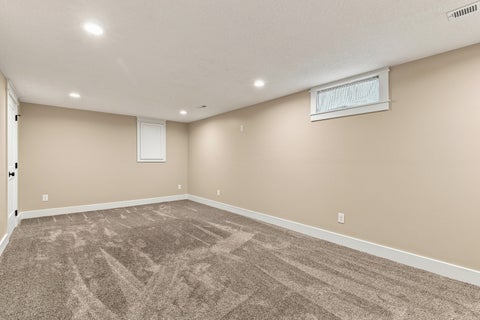 Tiny photo for 3593 Cedarwood Court, Bettendorf, IA 52722 (MLS # 12731297)