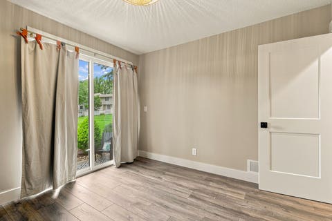 Tiny photo for 3593 Cedarwood Court, Bettendorf, IA 52722 (MLS # 12731297)