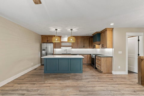 Tiny photo for 3593 Cedarwood Court, Bettendorf, IA 52722 (MLS # 12731297)