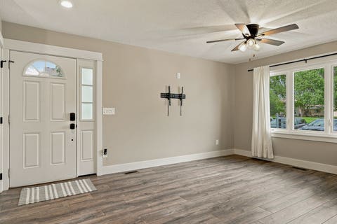 Tiny photo for 3593 Cedarwood Court, Bettendorf, IA 52722 (MLS # 12731297)