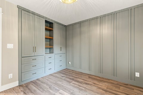 Tiny photo for 3593 Cedarwood Court, Bettendorf, IA 52722 (MLS # 12731297)