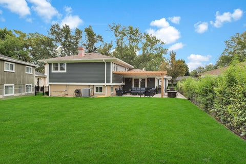Tiny photo for 1602 N Oneida Lane, Mount Prospect, IL 60056 (MLS # 12767265)