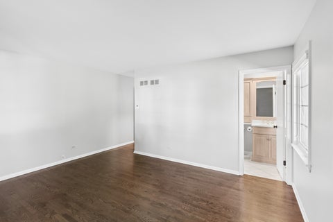 Tiny photo for 419 W Marion Street, Prospect Heights, IL 60070 (MLS # 12774240)